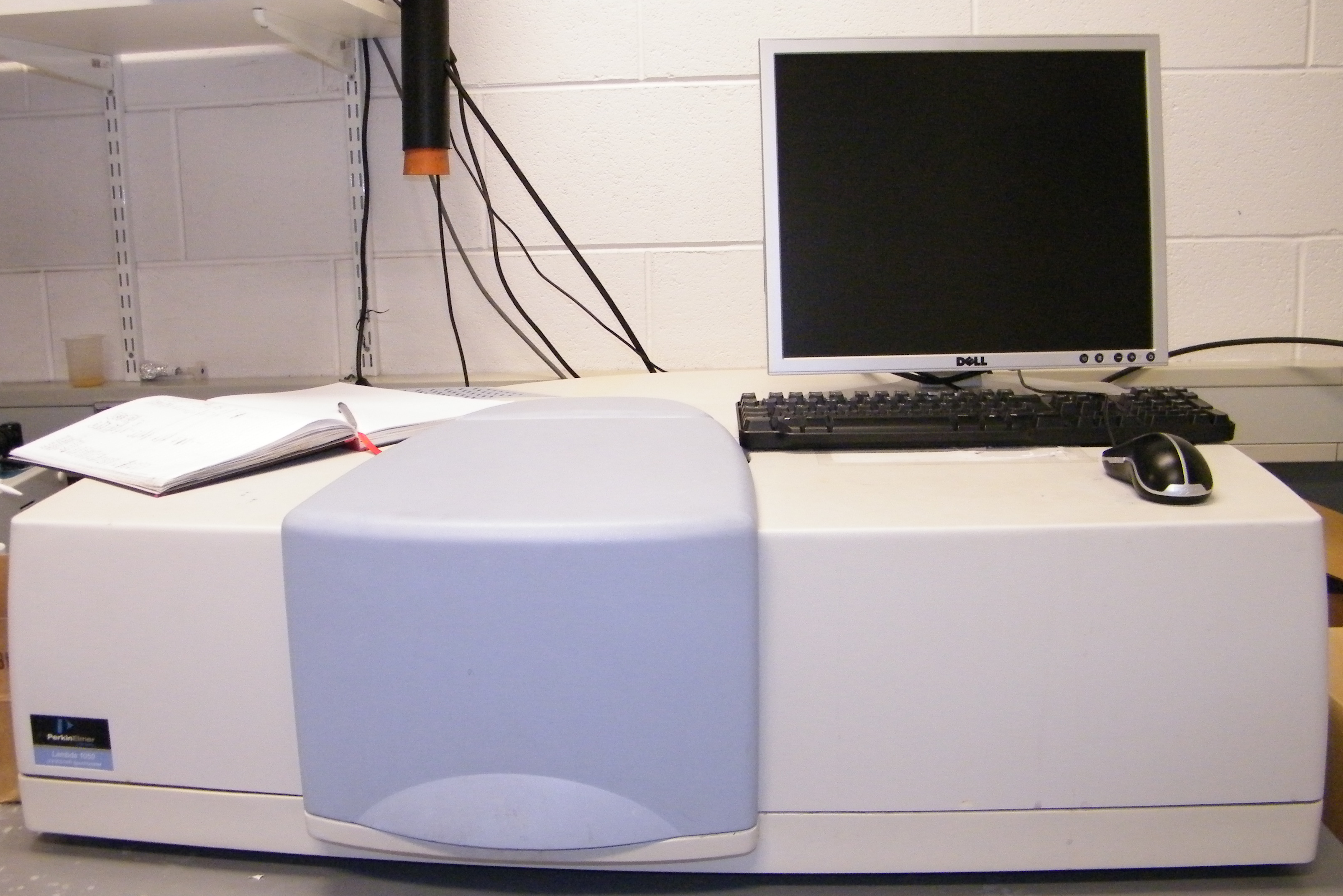 Perkin Elmer UV-VIS-NIR Lambda 1050